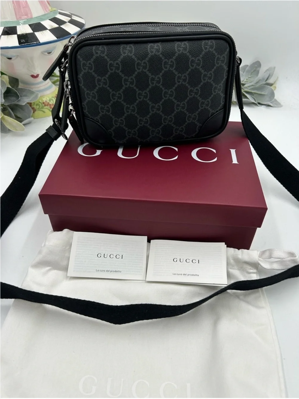 Unisex Gucci Black/Grey GG Monogram Crossbody Camera Bag. NWT